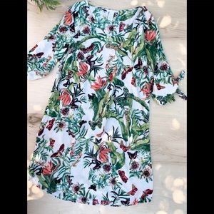 H&M cute flowery woman’s dress